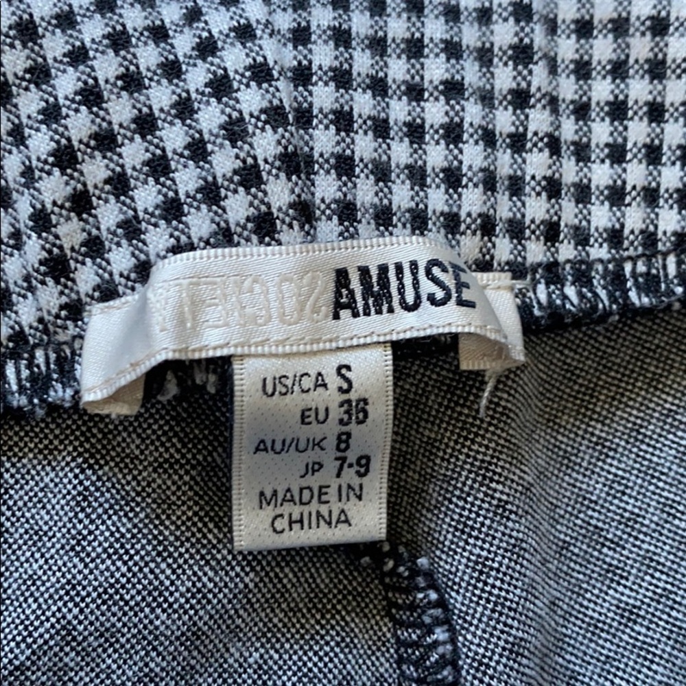 Amuse Society Patterned Pants - image 3